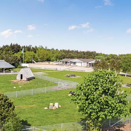 Holiday home 4 Bedroom Lovely In *
